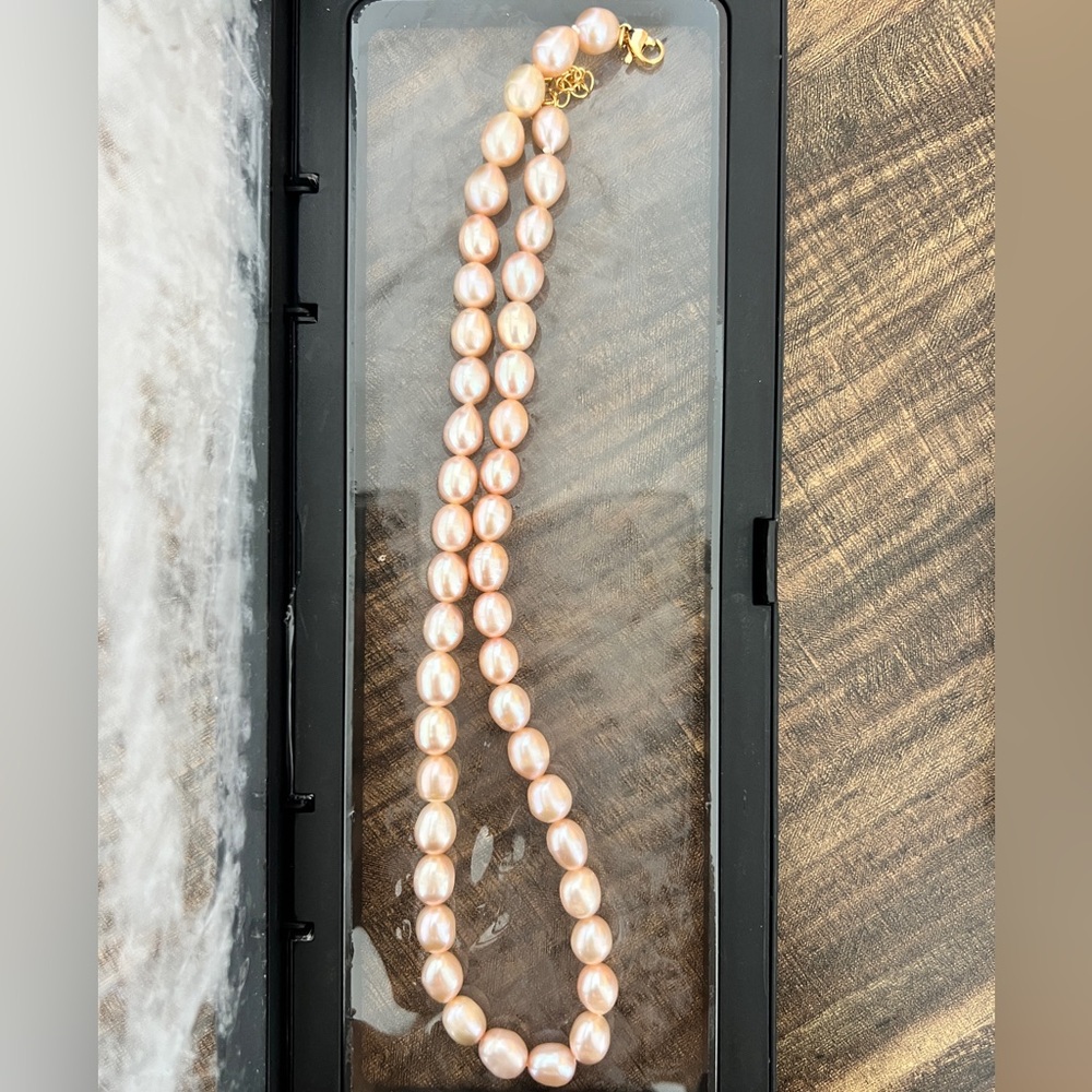 Elegant Pink Pearl Strand Necklace